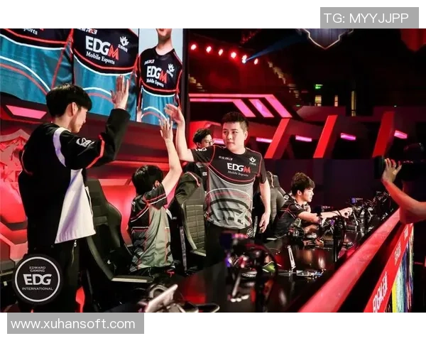 和平精英赛事分析：EDG战队的战术节奏与团队协作探讨